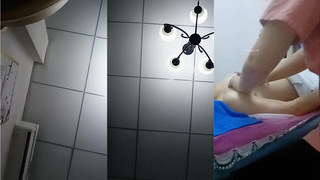 【妹妹女子会所】最新真实推油按摩老板娘偷拍女客私密SPA，人妻享受的呻吟，对白精彩刺激 (3)